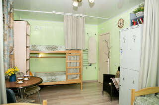 Гостиница Koenig Hostel Калининград Кровать в общем номере для женщин с 4 кроватями-10